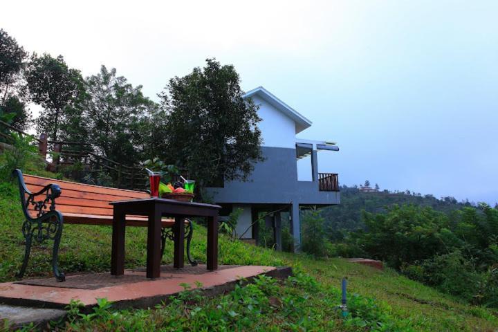 Wayanad Silver Woods Exteriör bild